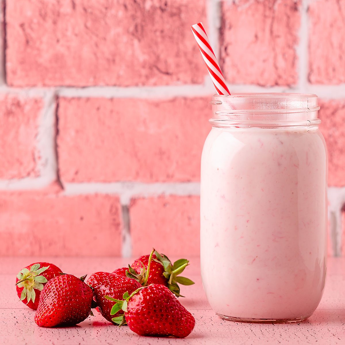 ini dia 6 buah-buahan yang tidak boleh dicampur dengan susu strawberi