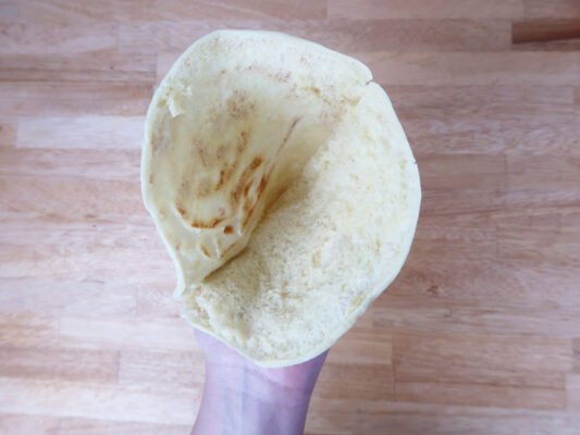 membuka-roti-pita